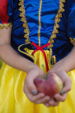 Robe jaune princesse de contes de fées