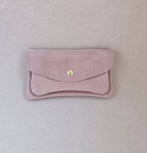 Pochette cuir effet daim - kangourou: Gazon