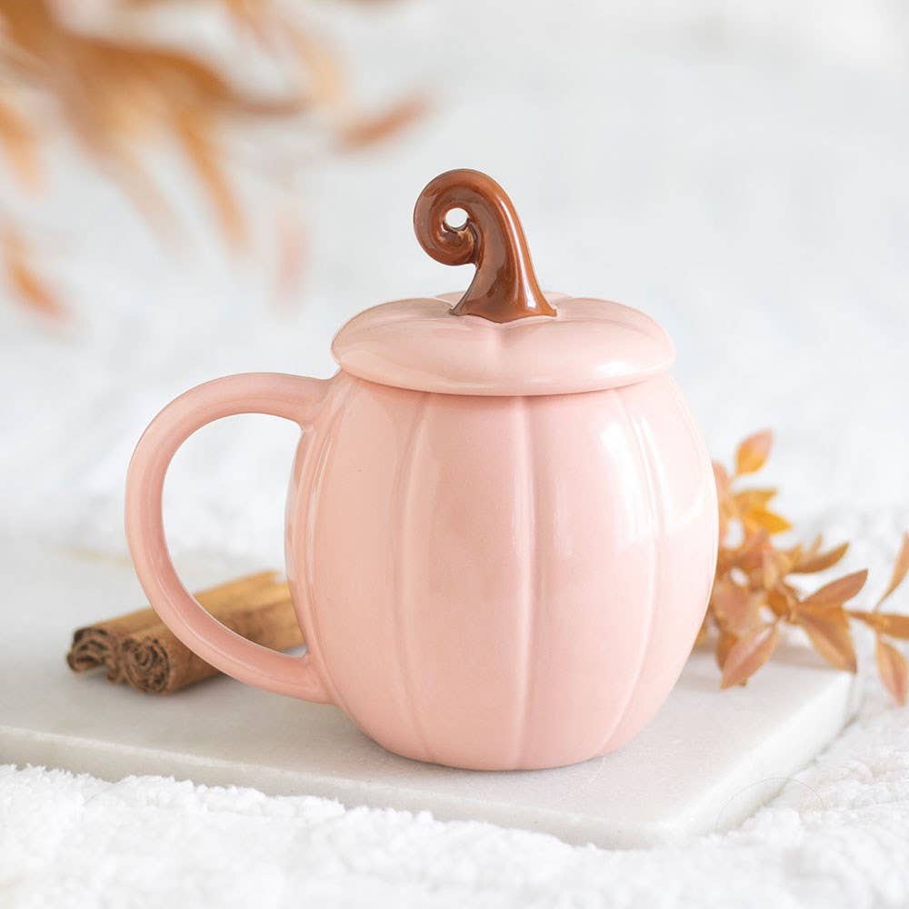 Tasse d'automne rose à couvercle, motif citrouille bouclée