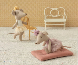 Souris ballerine petite soeur