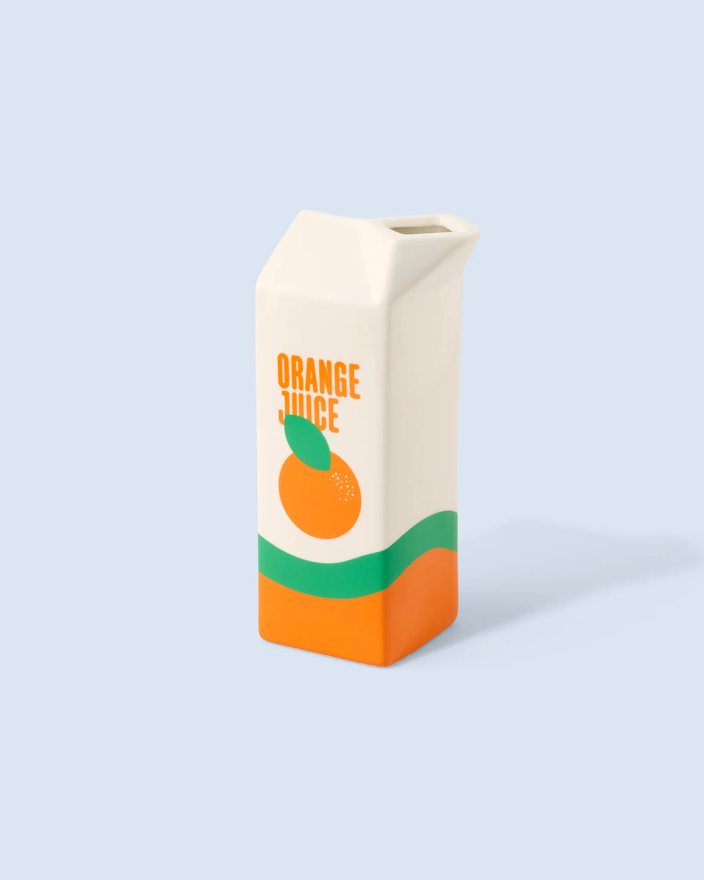 Vase orange juice
