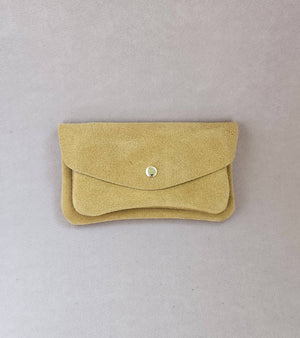 Pochette cuir effet daim - kangourou: Gazon