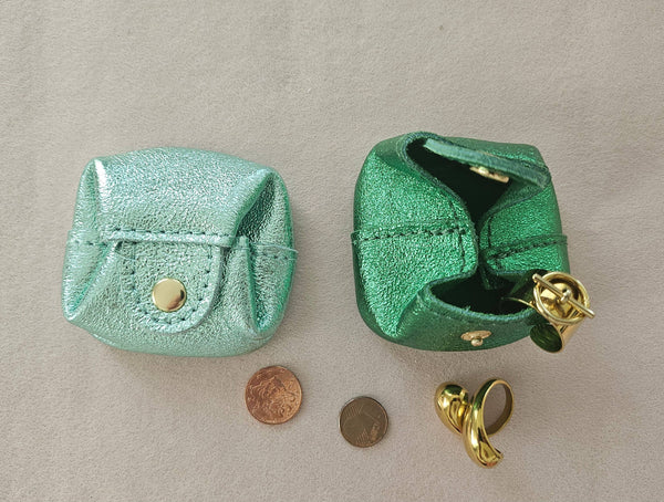 Porte monnaie carré cuir Crapaud: Doré