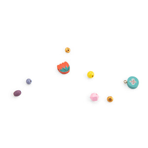 Mon Coffret de perles en bois Les Minouchkas moulin roty