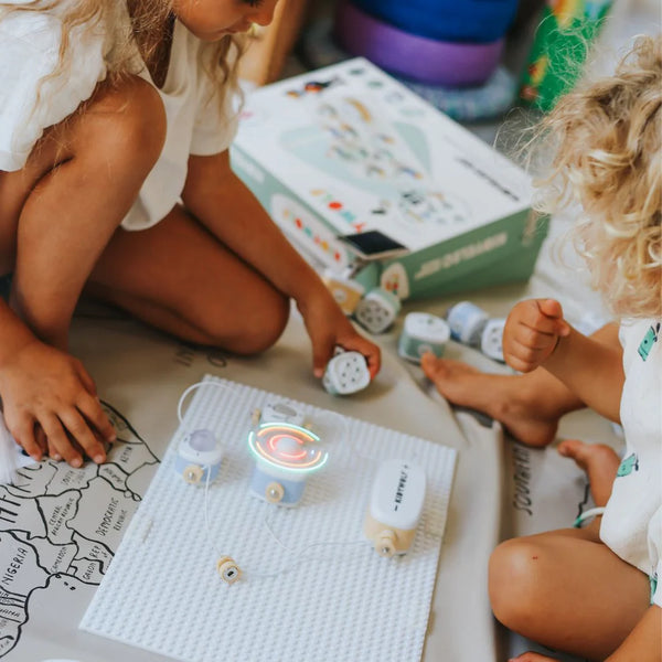 KIDYELEC EXPERT
MON PREMIER KIT D'ÉLECTRICITÉ