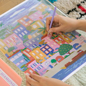 Petit Diamond - Diamond painting maisons colorées