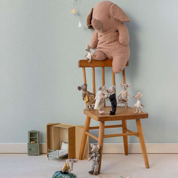 Couple de mariés dans son joli coffret, maman et papa Souris Maileg