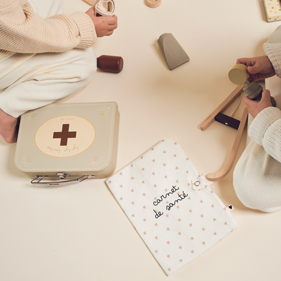 Protège carnet de santé Atelier Wagram
