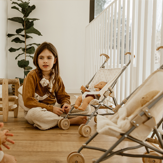Poussette «  Simone & les kids » Atelier Wagram
