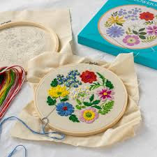 Kit broderie fleurs sauvages