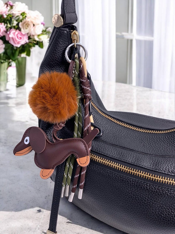 Grigri de sac et porte-clé Chien et pompon PC11: Brun / Synthétique